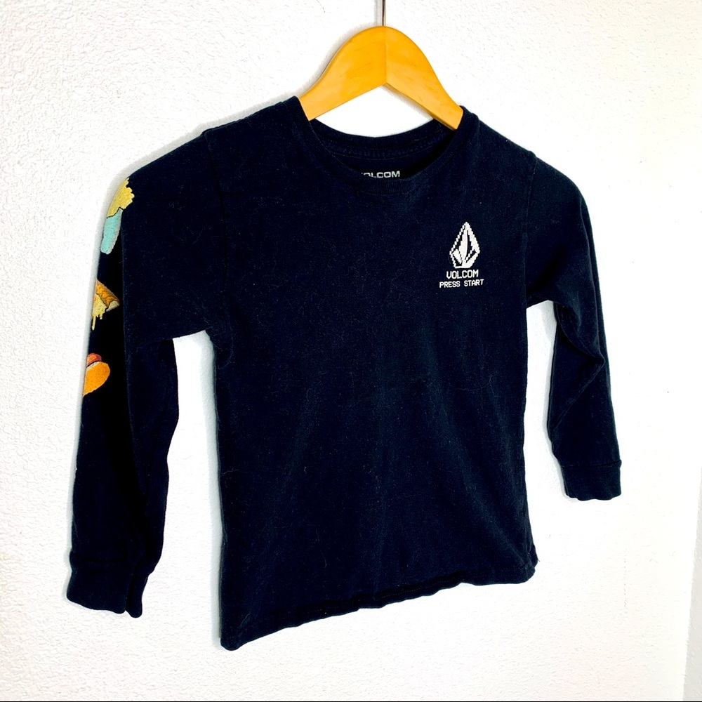 Volcom | Bundle of Black Shorts & Shirt